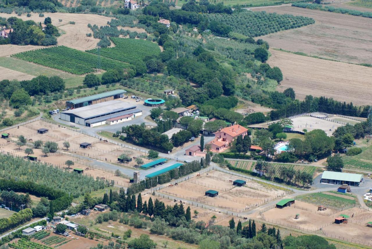 ホテルAgriturismo San Marco ロジニャーノ・マリッティモ エクステリア 写真
